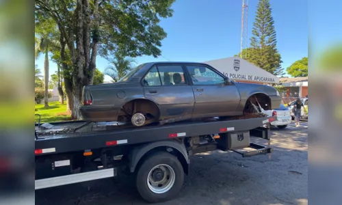 
							Monza furtado em Apucarana é encontrado sem rodas
						
						