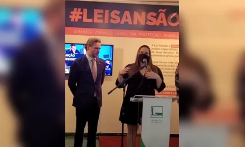 
							Ativista Chris Neri é pré-candidata a Deputada Federal no RJ
						
						