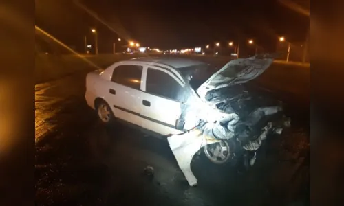 
							Colisão entre veículos mata bebê e outras três pessoas na BR-277
						
						