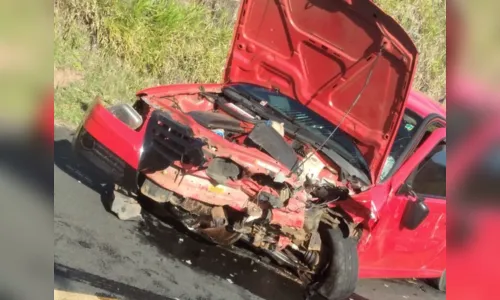 
						
							Acidente entre moto e carro deixa um morto no Vale do Ivaí
						
						