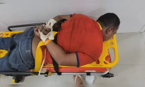 
							Homem em surto psicótico morre na UPA após ser amarrado
						
						