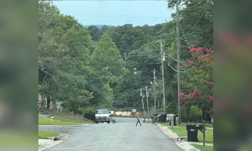 
							Menino se veste de Chucky e assusta vizinhos nos Estados Unidos; veja
						
						
