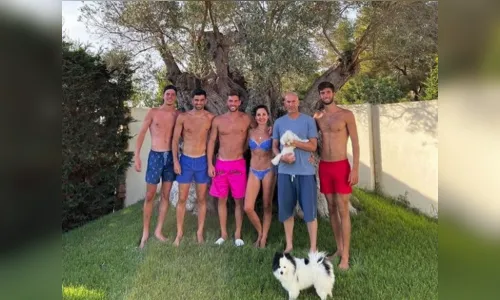 
							Zidane posta foto com os filhos e surpreende a web; saiba mais
						
						