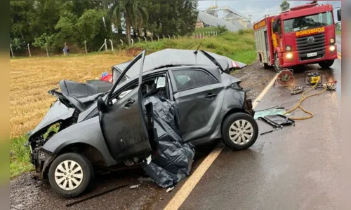 
						
							Colisão deixa um morto e três feridos na PR-466, em Ivaiporã
						
						