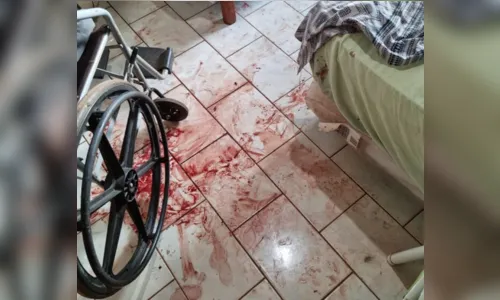 
							Idoso morre agredido ao tentar impedir que filha fosse violentada
						
						