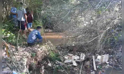 
						
							Corpo de jovem desaparecida há 5 dias é encontrado em rio, no PR
						
						