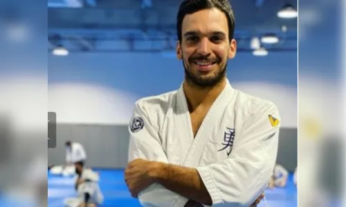 
						
							Professor de jiu-jitsu é apontado como novo affair de Gisele; conheça
						
						