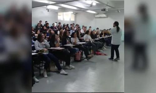 
						
							Mais de 1,7 mil estudantes participam do Enem em Apucarana
						
						