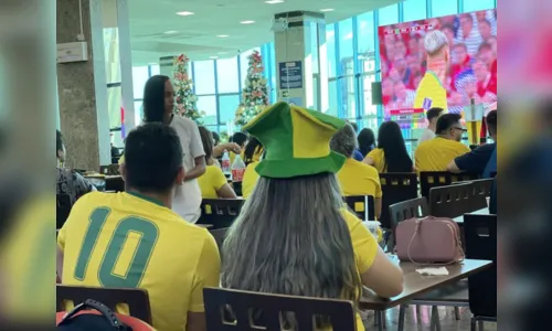 
						
							Torcedores movimentam bares de Apucarana para ver estreia do Brasil
						
						