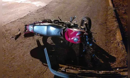 
						
							Motociclista fica ferido em batida com carro na saída de Ivaiporã
						
						
