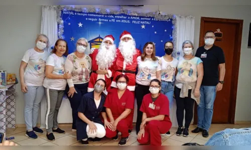 
						
							Voluntários realizam ação de Natal no Hospital da Providência
						
						