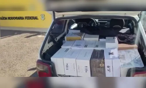 
						
							PRF apreende cerca de R$100 mil em garrafas de vinho em Mauá
						
						