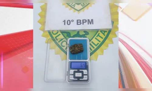 
							Polícia Militar apreende maconha em bairros de Apucarana
						
						