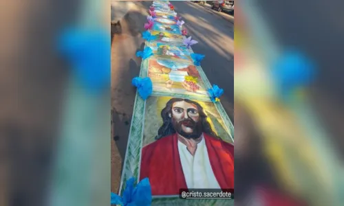 
						
							Tapetes colorem municípios da região no Corpus Christi; veja fotos
						
						