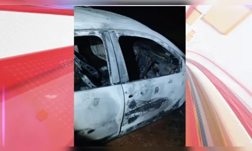 
						
							Carro que teria sido usado em crime no Sumatra é encontrado incendiado
						
						