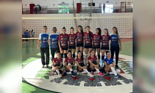 
						
							Futsal e voleibol feminino de Apucarana conquistam medalhas
						
						