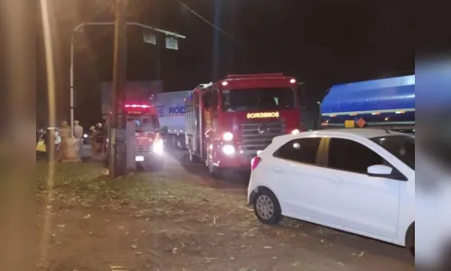 
						
							Saveiro bate na traseira de carro em avenida de Apucarana
						
						