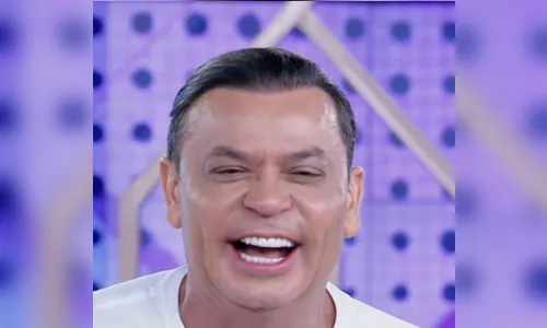 
						
							Frank Aguiar corta cabelão e faz harmonização facial: 