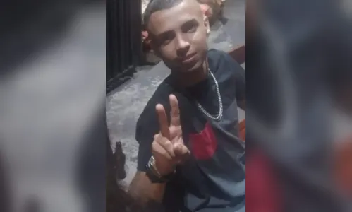 
						
							Homem de 25 anos é morto a facadas pelo cunhado no norte do Paraná
						
						