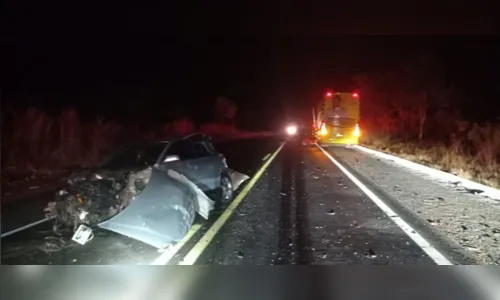 
						
							Ônibus da equipe do cantor Murilo Huff se envolve em acidente
						
						