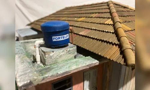 
						
							Artesão cria miniatura da casa de Chitãozinho & Xororó no PR; veja
						
						