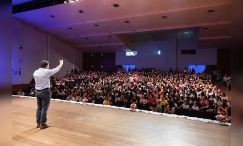 
						
							Estudantes de Apucarana são premiados em concursos; veja
						
						