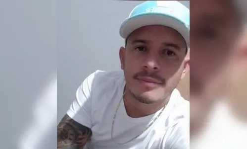 
						
							Homem morre em confronto com a Choque de Maringá durante Mega Operação
						
						