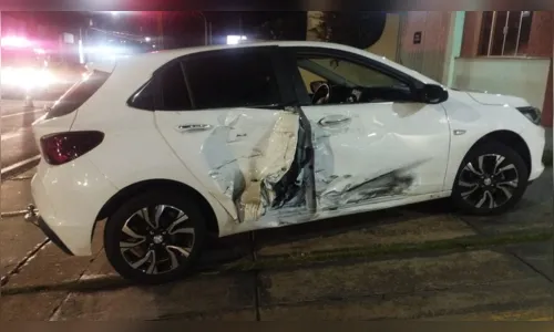 
						
							Acidente entre carro e moto deixa homem ferido em Apucarana
						
						