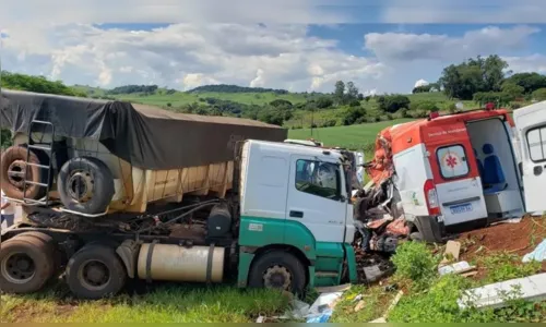 
						
							Motorista vítima de acidente com ambulância do Samu apresenta melhora
						
						