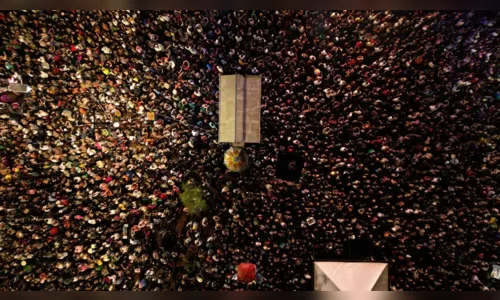 
						
							Show de Michel Teló atrai grande público em Apucarana; veja fotos
						
						