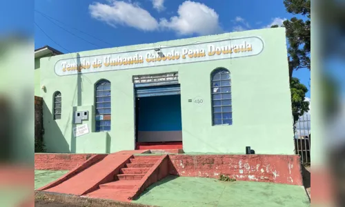 
						
							Templo de umbanda é alvo de vandalismo em Apucarana
						
						