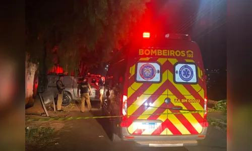 
						
							Homem de 31 anos é morto a tiros dentro de residência em Apucarana
						
						