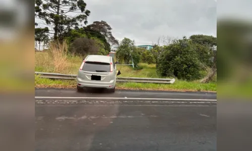 
						
							Carro fica destruído após sair da pista na BR-376 em Apucarana
						
						