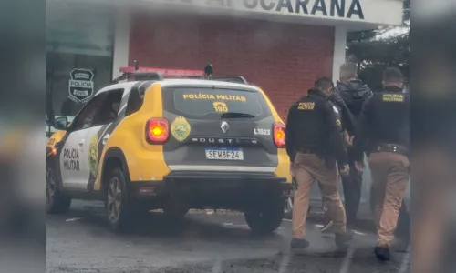 
						
							Câmeras flagram trio invadindo chácara para 'fazer limpa' em Apucarana
						
						