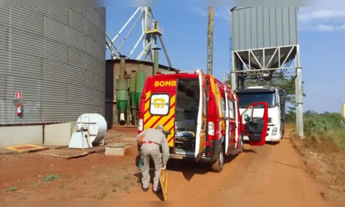 
						
							Resgate de trabalhador que caiu em silo já dura 7h em Marilândia (PR)
						
						