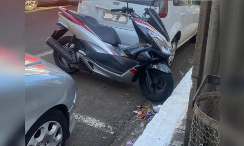 
						
							Motociclista de 25 anos fica ferida em acidente no centro de Apucarana
						
						