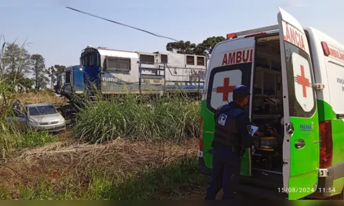 
						
							Acidente entre carro e trem em Califórnia deixa apucaranense ferido
						
						