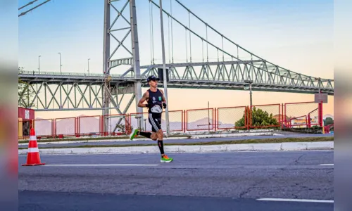 
						
							Edson Emídio fica em 4º lugar na Maratona de Florianópolis
						
						