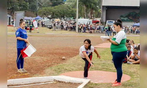 
						
							Festival de Atletismo movimenta 930 estudantes da rede municipal
						
						