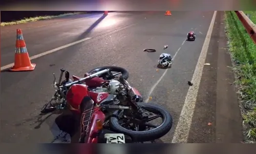 
						
							Motociclista morre após bater em guard rail na BR-369 em Arapongas
						
						