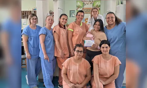 
						
							Mães relembram superações na UTI Neonatal do Hospital da Providência
						
						