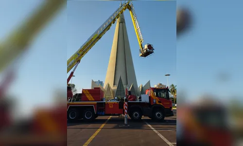 
						
							Plataformas mecânicas evoluem socorro prestado pelos Bombeiros
						
						