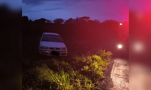 
						
							Saída de pista seguida de capotamento mobiliza Defesa Civil na BR-376
						
						