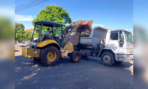 
						
							Prefeitura de Jandaia do Sul inicia mutirão de limpeza em toda cidade
						
						