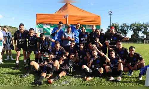 
						
							Retranca vence Invictus e conquista Campeonato de Futebol de Ivaiporã
						
						