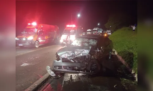 
						
							Acidente com três veículos causa morte na Avenida Brasil
						
						