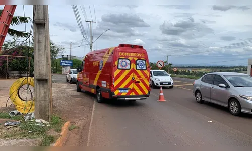 
						
							Acidente entre moto e carro deixa moça de 19 anos ferida em Apucarana
						
						