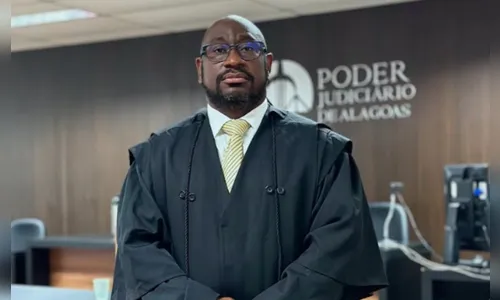 
						
							Quem é o advogado e influencer famoso preso por agredir companheira
						
						