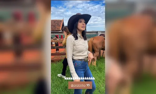 
						
							Ana Castela faz gravações na fazenda do Ratinho em Apucarana
						
						