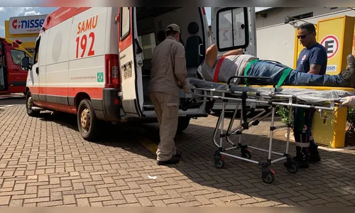 
						
							Acidente de trânsito deixa motorista ferido no centro de Apucarana
						
						